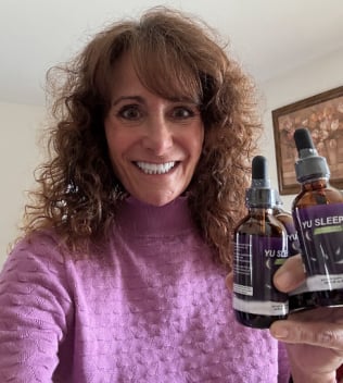 Yu Sleep Buyer : Emily L., 36 – Miami, FL